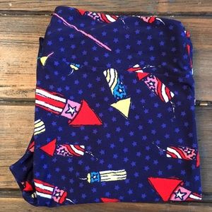 💥Flash Sale for the 4th💥 LuLaRoe TC Leggings